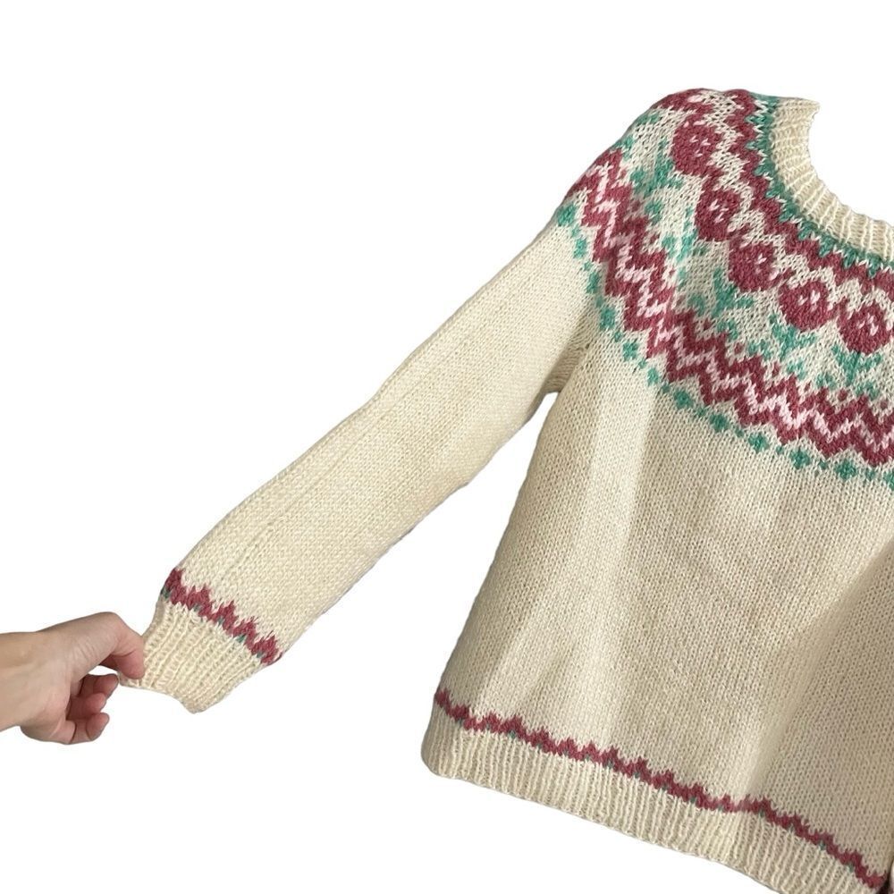 HANDMADE HANDKNIT Fair Isle Chunky Knit Sweater Roses Flowers Cream Pink S - Picture 2 of 7